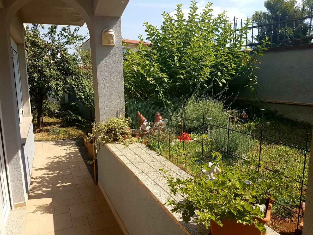 Alda Apartment Pula Exterior photo